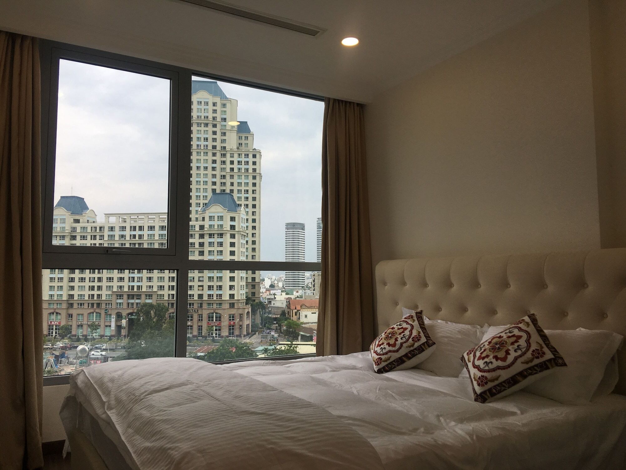 Vinhomes Central Park Jack Hai Luxury Service Apartment 胡志明市 外观 照片